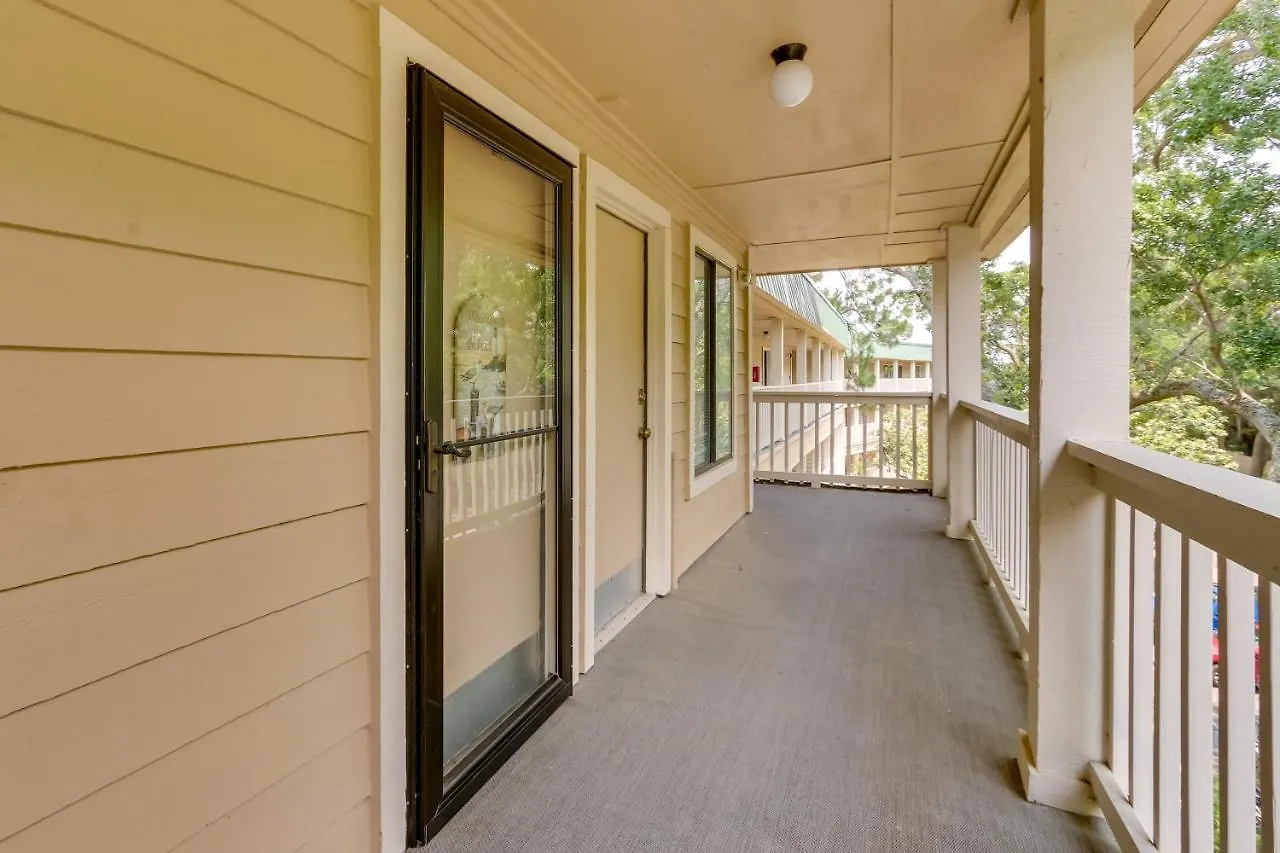 Apartment Hilton Head Resort Retreat - Walk To Beach! Hilton Head Island